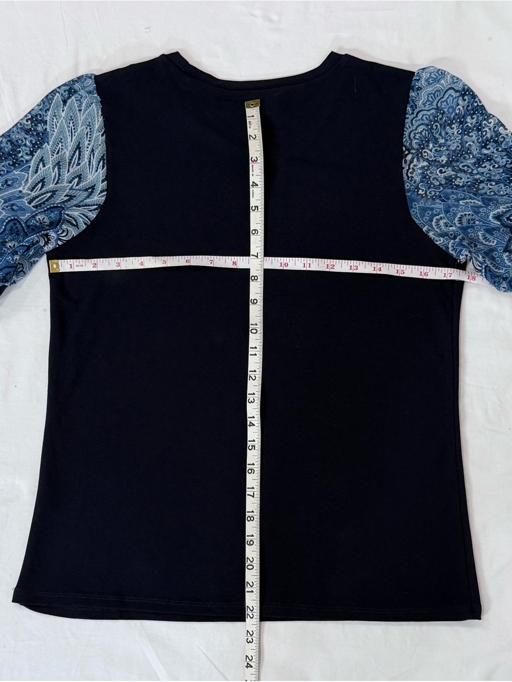 Cece Crew Neck Navy top with Blue Patterned Puff Sleeves Women’s Small - Picture 5 of 6